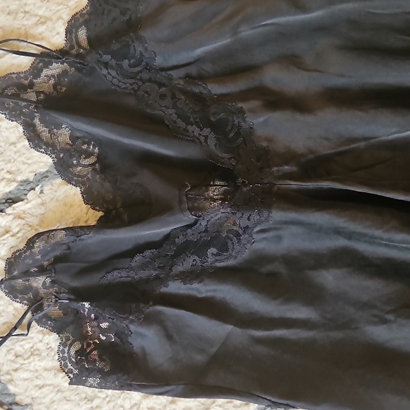 Victoria's Secret Night Gown Slip Dress Lace Edges Medium - Picture 6 of 6